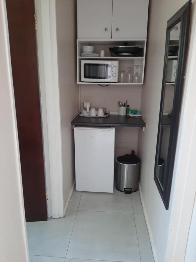 Croeso Guest House Langebaan Exterior photo