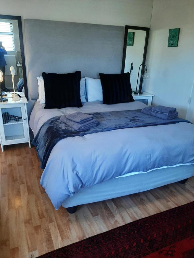 Croeso Guest House Langebaan Exterior photo