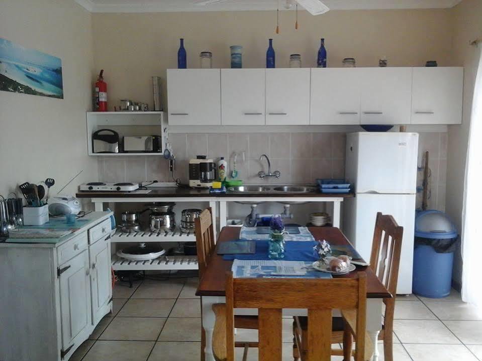 Croeso Guest House Langebaan Exterior photo