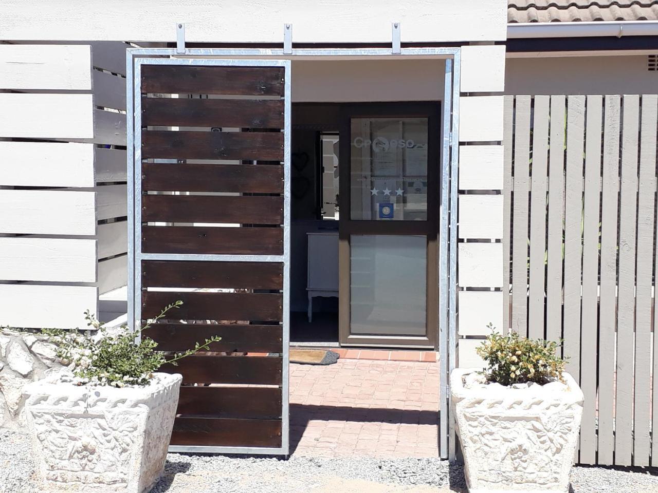 Croeso Guest House Langebaan Exterior photo
